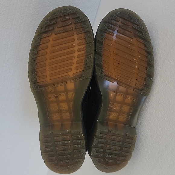 Dr. MARTENS  1460 PASCAL JY004 COLOR BLACK size 7 women's - Picture 7 of 7